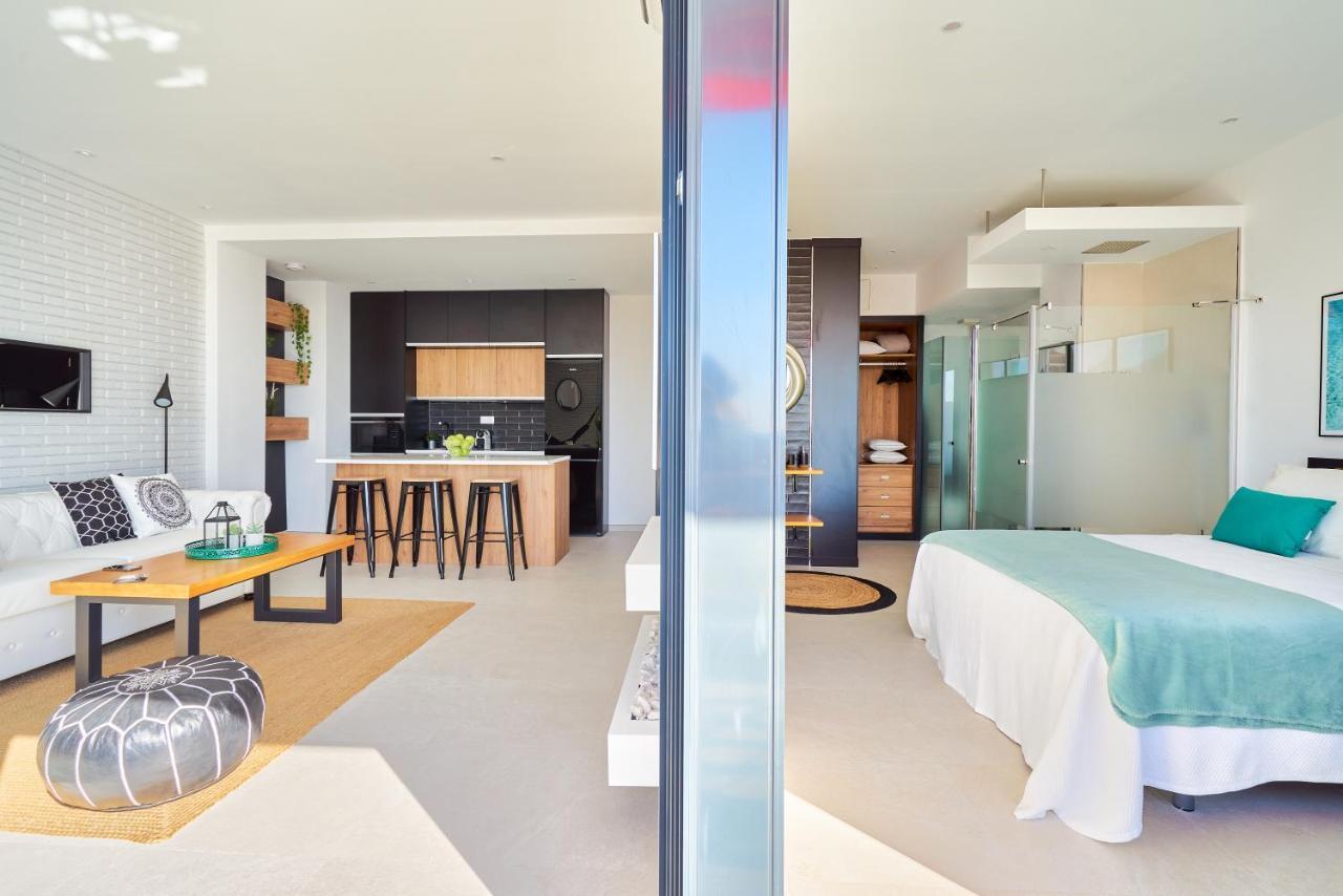Suite Del Mar Luxury Apartment With Jacuzzi Torremolinos Exterior photo